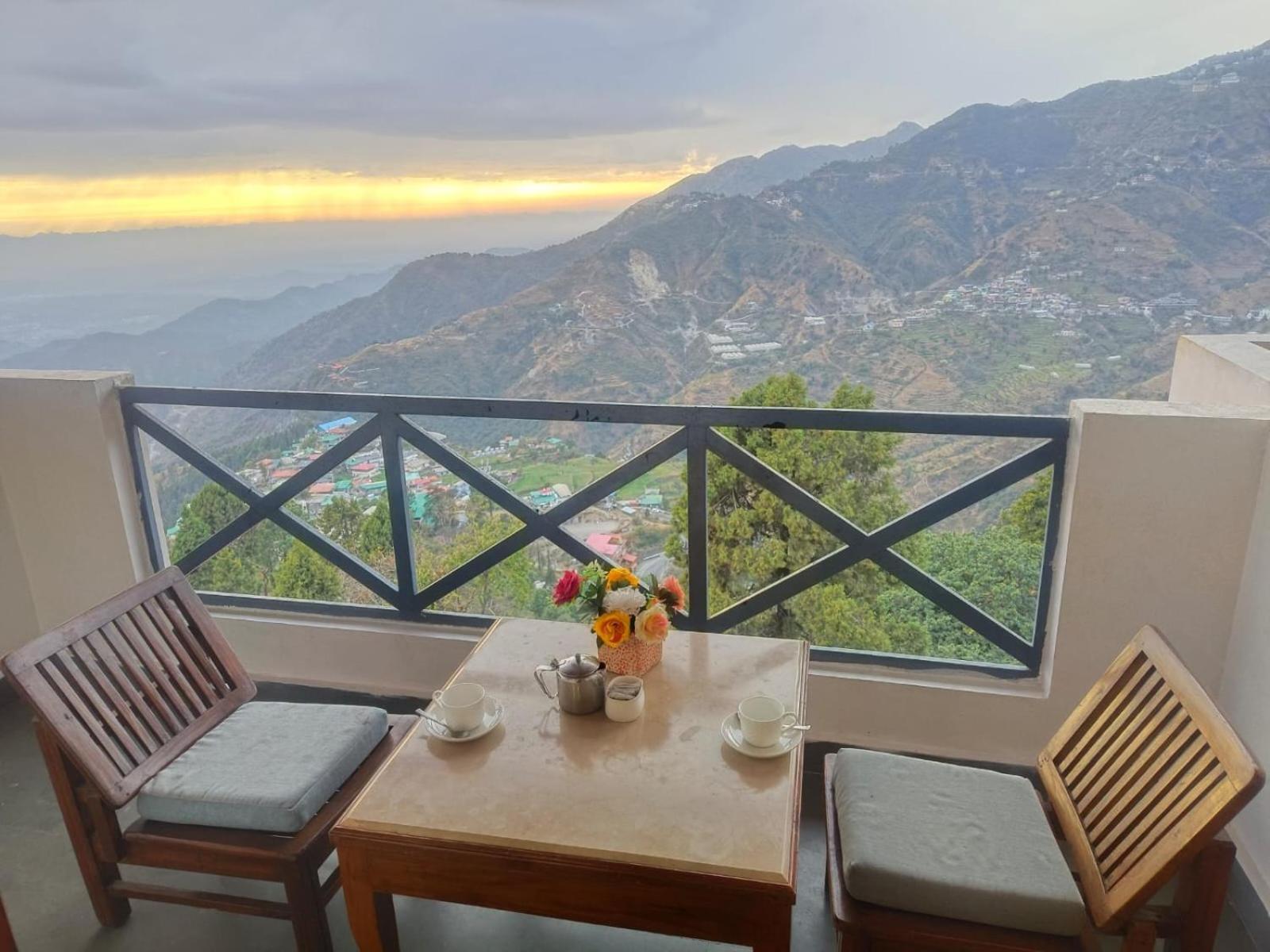 Green N Breeze Resorts Мусори Екстериор снимка